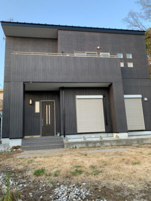 日立市 屋根壁全面塗装・室内ガレージ内装工事・外構工事